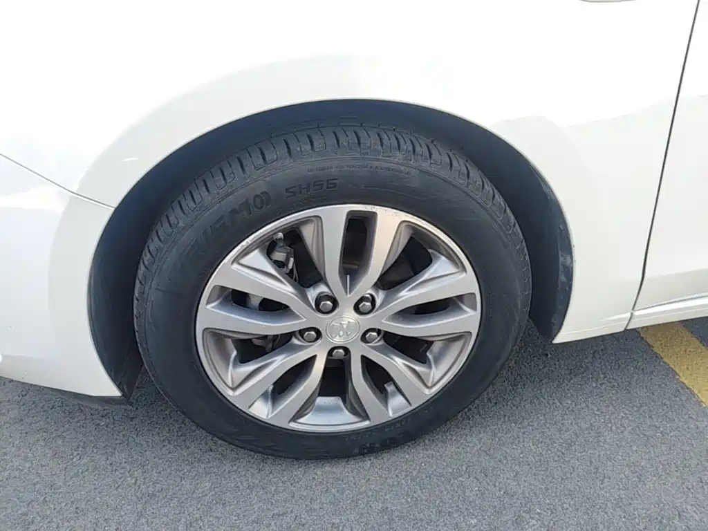 Buick Excelle — миниатюра 23
