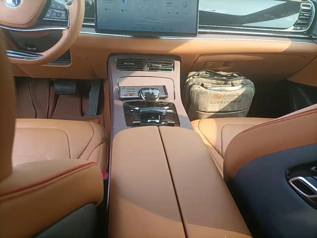BYD Han — миниатюра 14