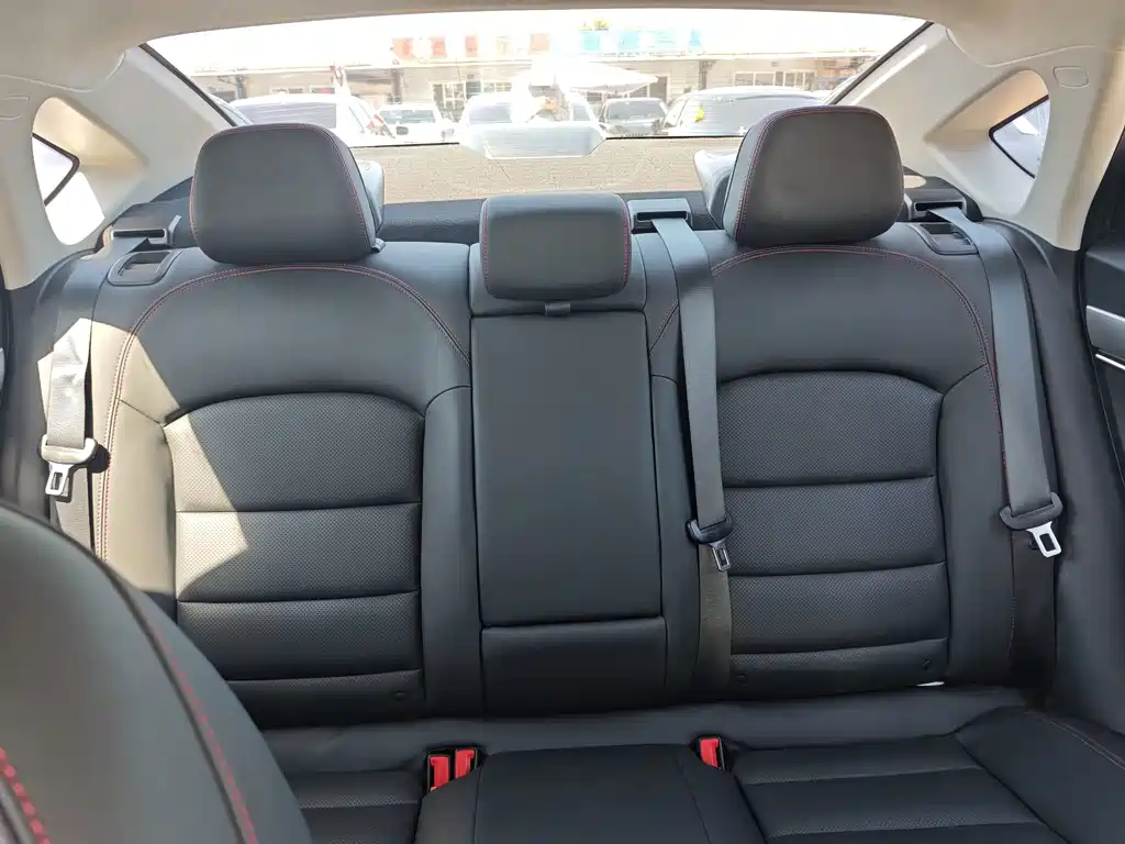 Geely Binrui — миниатюра 10