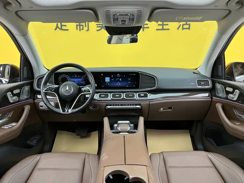 Mercedes-Benz GLE (Import) — миниатюра 34