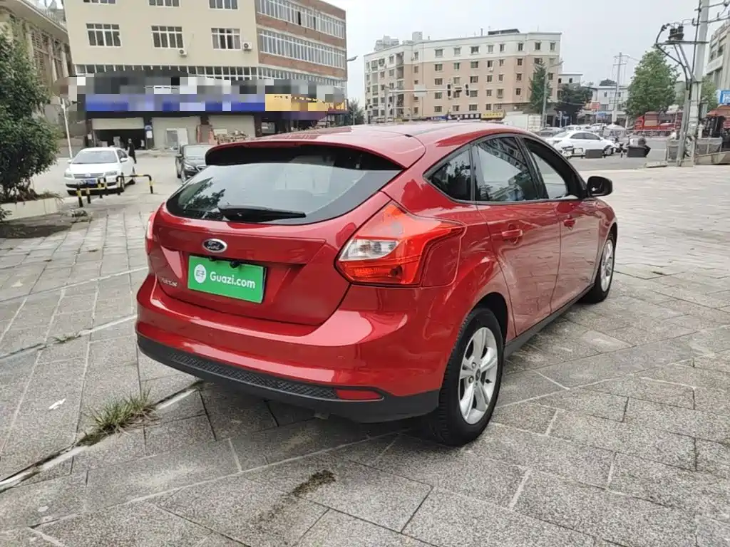 Ford Focus — миниатюра 7