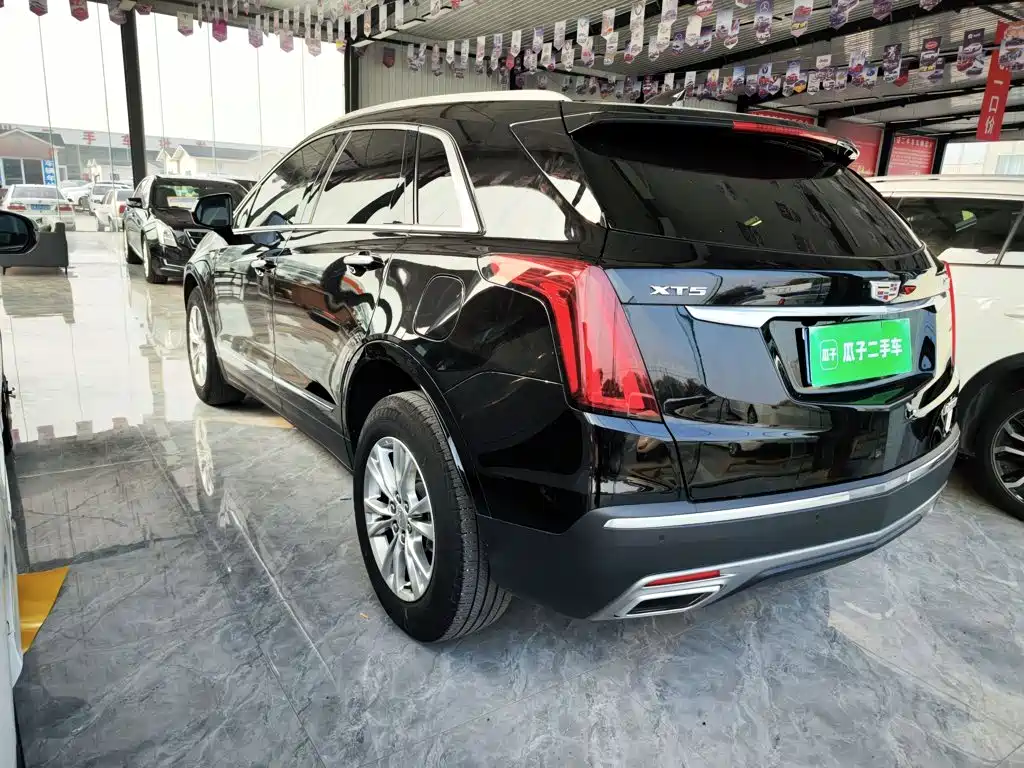 Cadillac XT5 — миниатюра 5