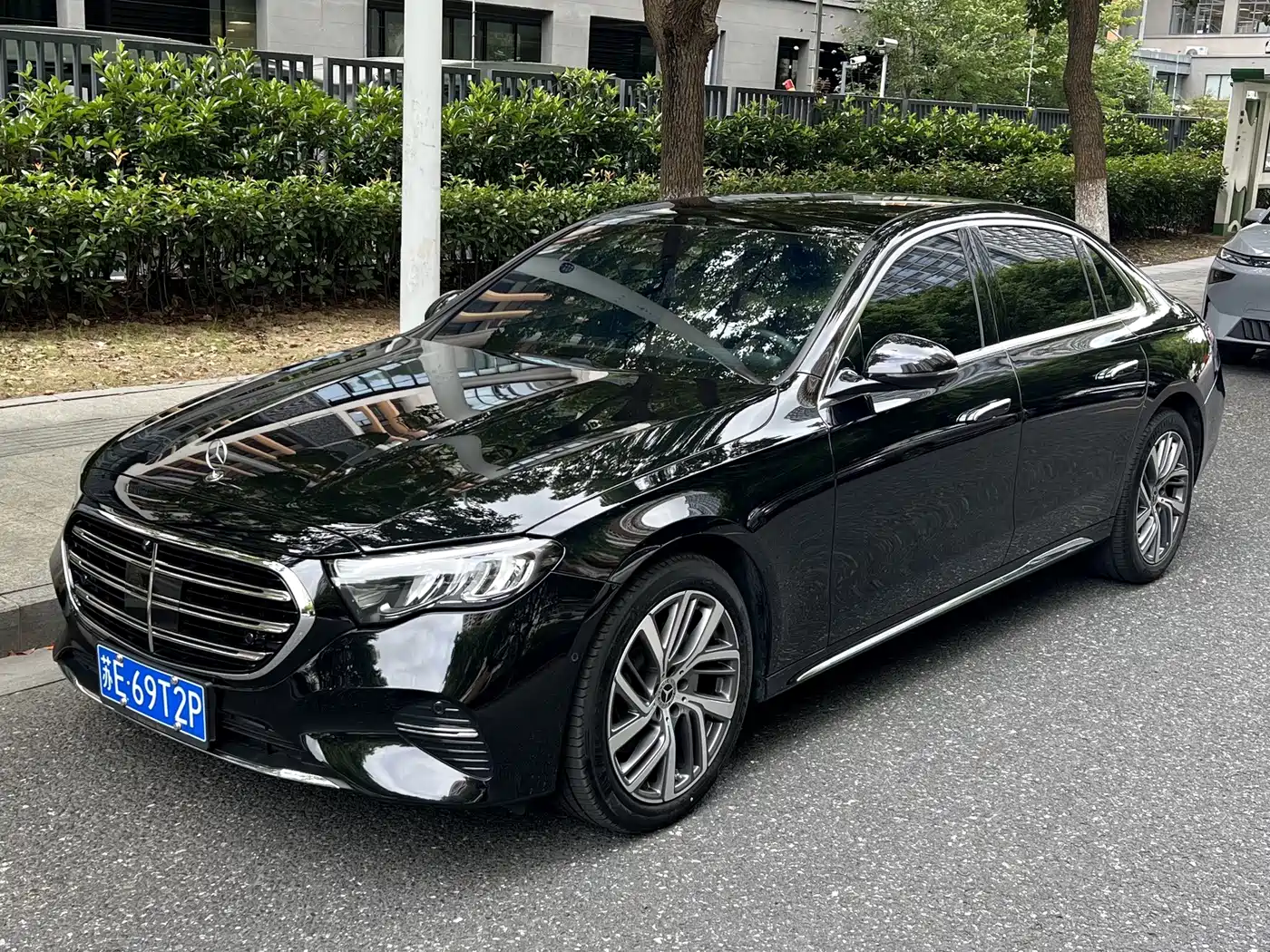 奔驰E级 2025款 E 300 L 时尚型 2025