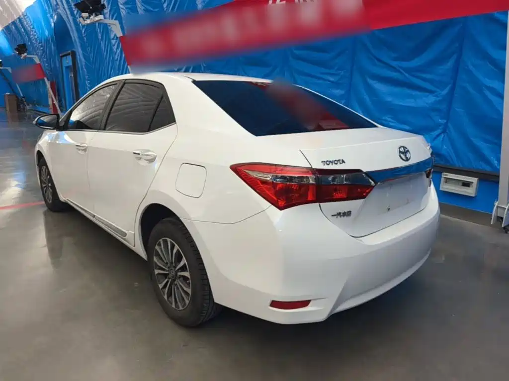 Toyota Corolla — миниатюра 5