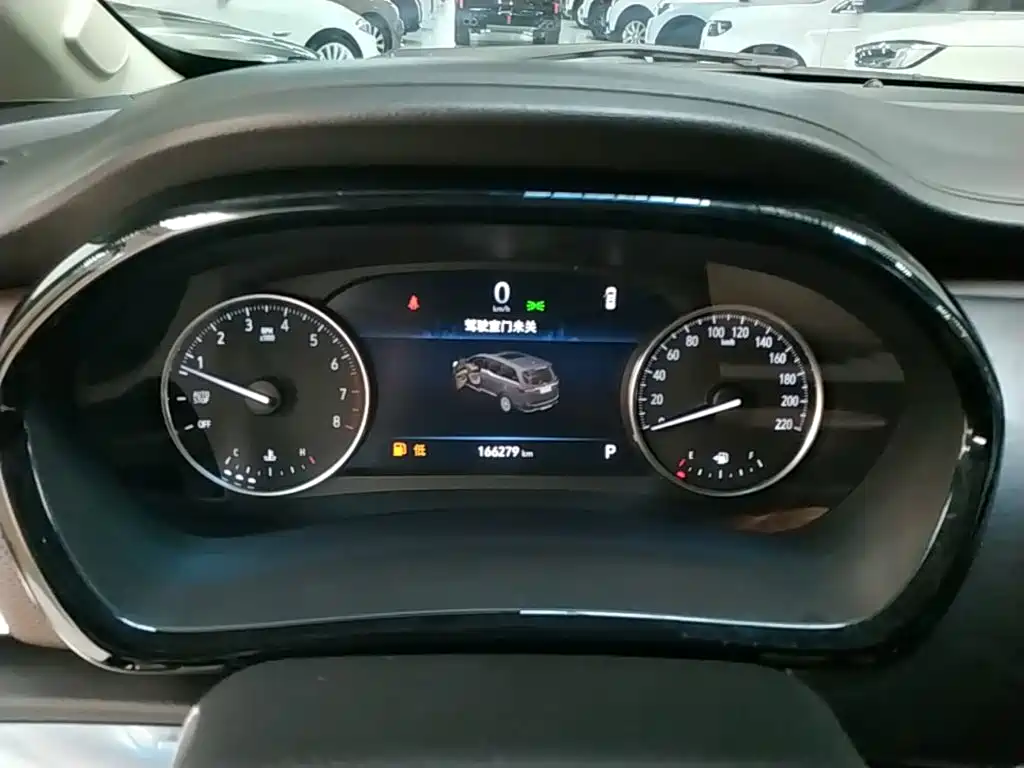 Buick GL8 — миниатюра 12