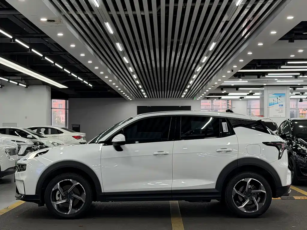 Lynk & Co 06 EM-P — миниатюра 7