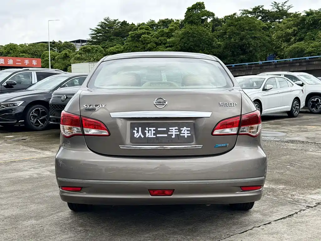 Nissan Sylphy — миниатюра 12