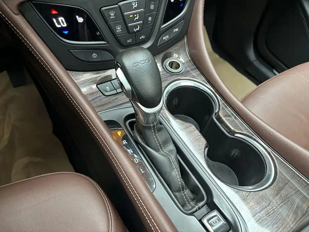 Buick Envision Plus — миниатюра 16