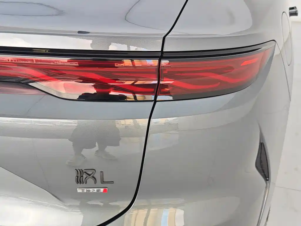 BYD Han L — миниатюра 18