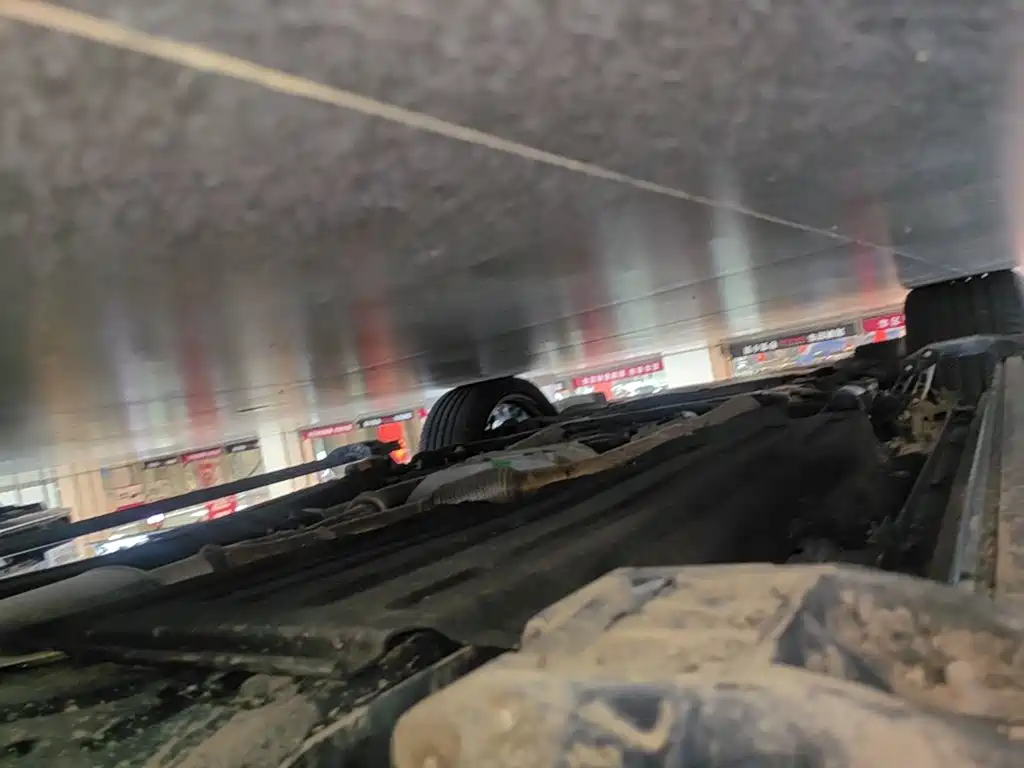 Lincoln Aviator — миниатюра 22
