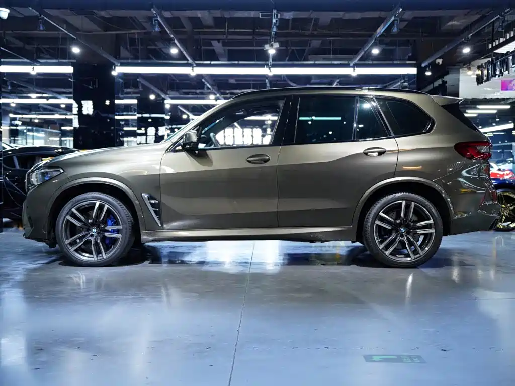 BMW X5 M — миниатюра 40