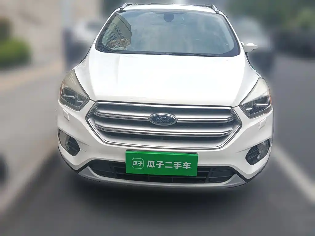Ford Kuga — миниатюра 24