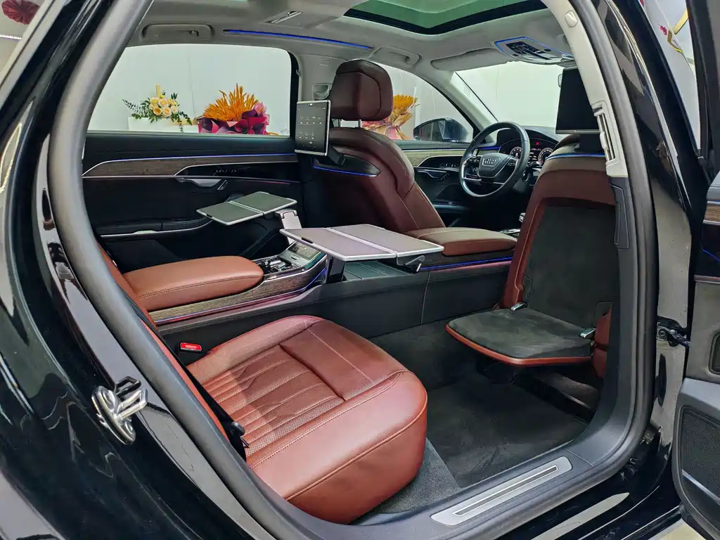 Audi A8 — миниатюра 12