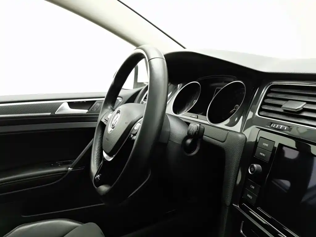 Volkswagen Golf — миниатюра 22