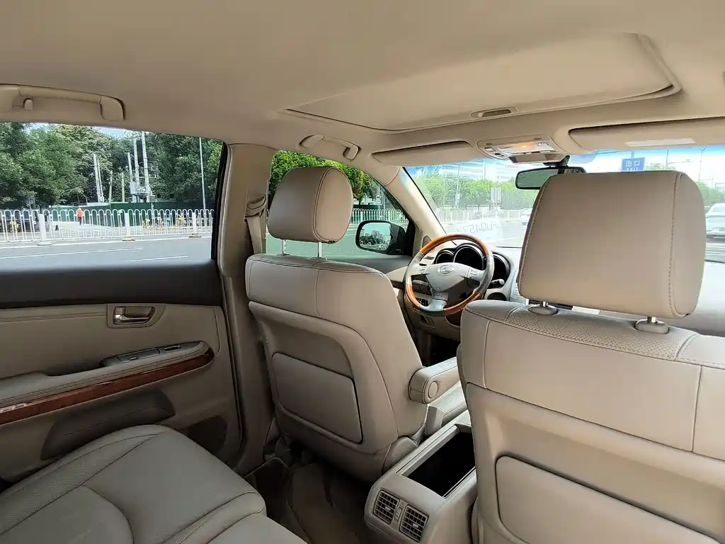 Lexus RX Classic — миниатюра 25
