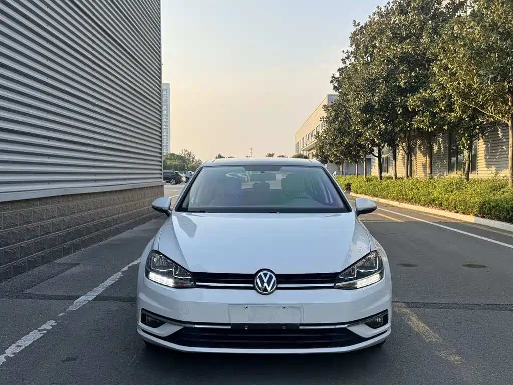 Volkswagen Golf — миниатюра 8