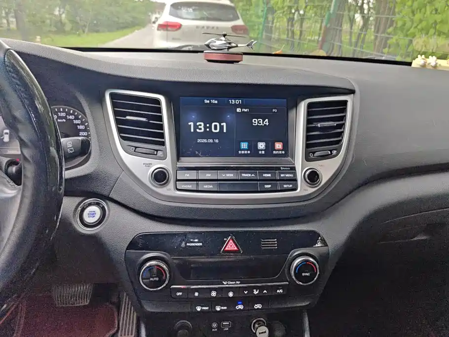 Hyundai Tucson — миниатюра 13