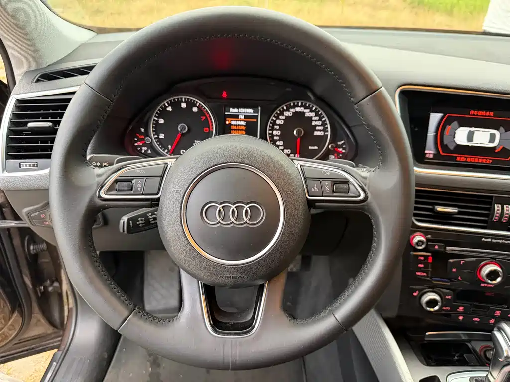 Audi Q5 — миниатюра 10