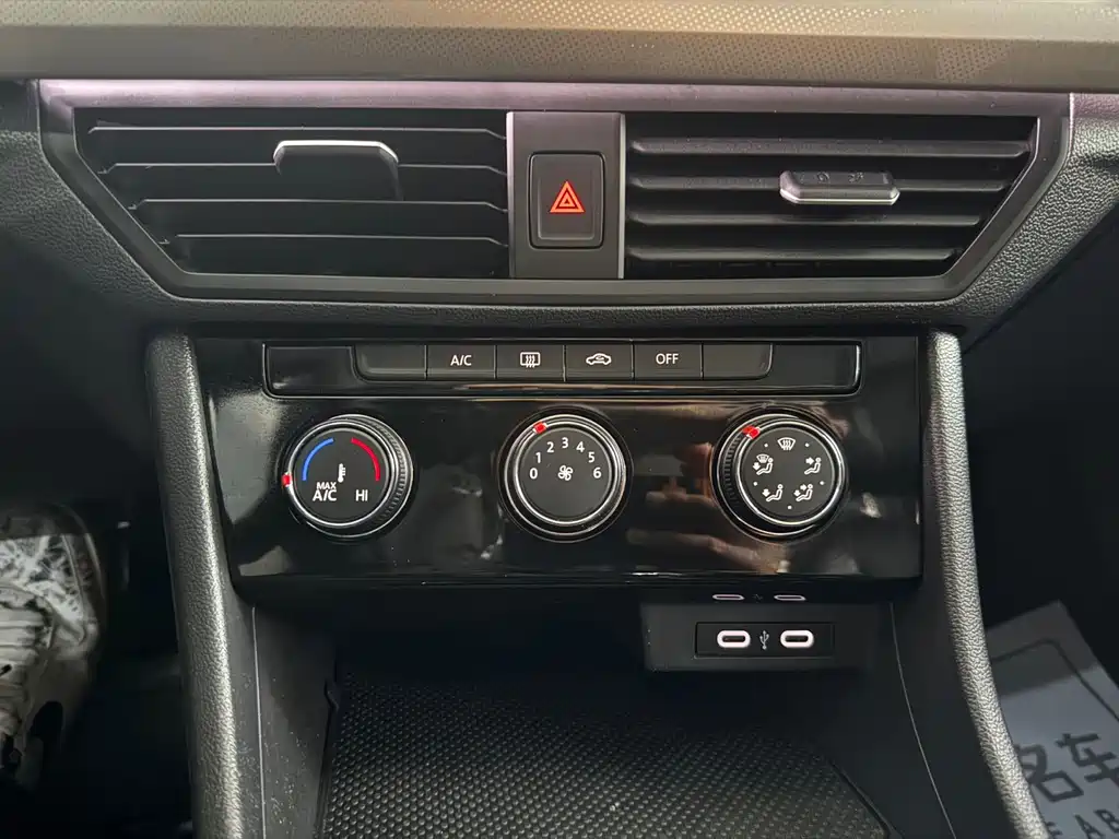 Volkswagen Bora — миниатюра 12