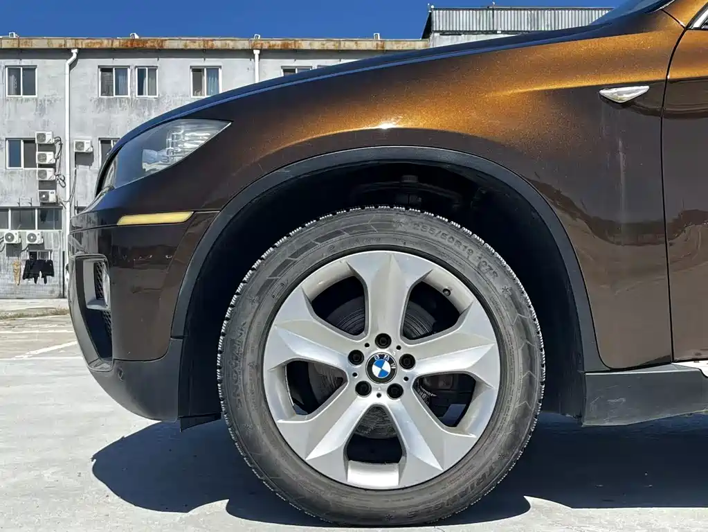 BMW X6 — миниатюра 11