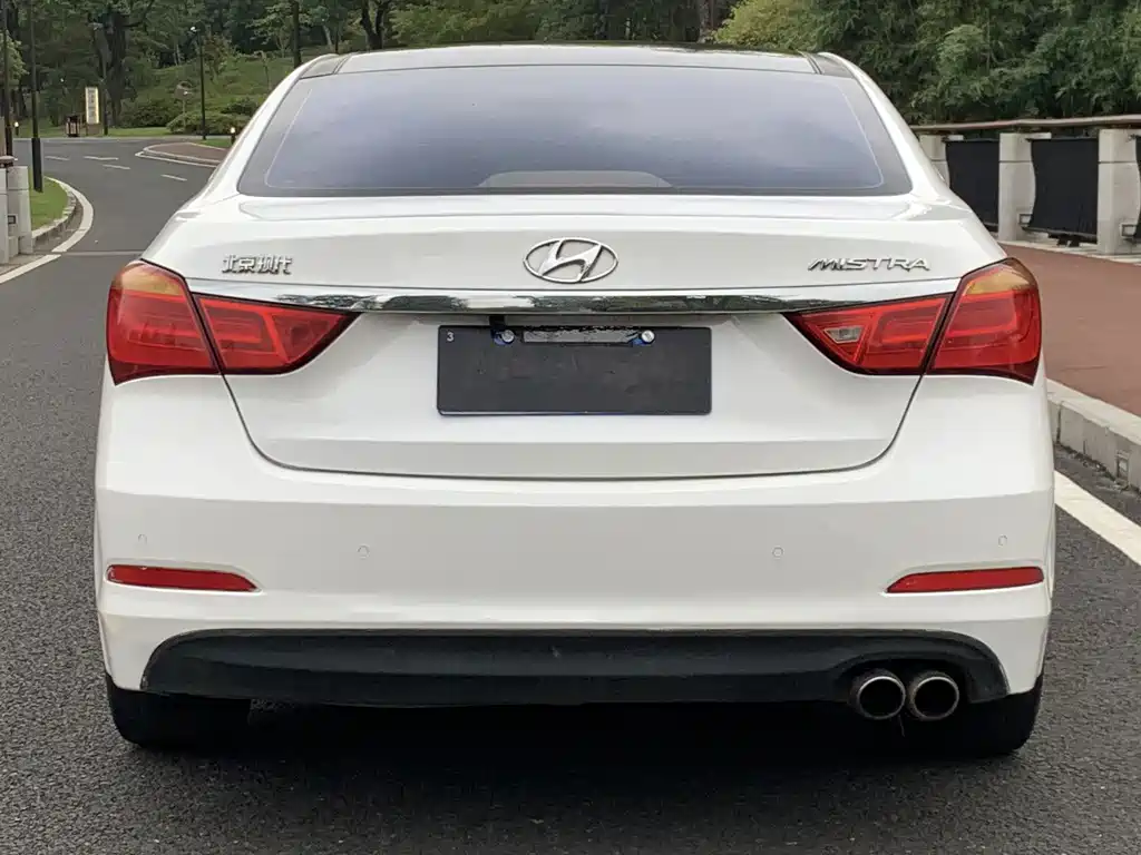 Hyundai Mistra 2014 1.8L AT Luxury DLX