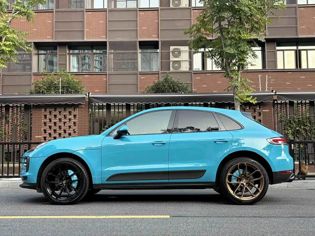 Porsche Macan — миниатюра 3