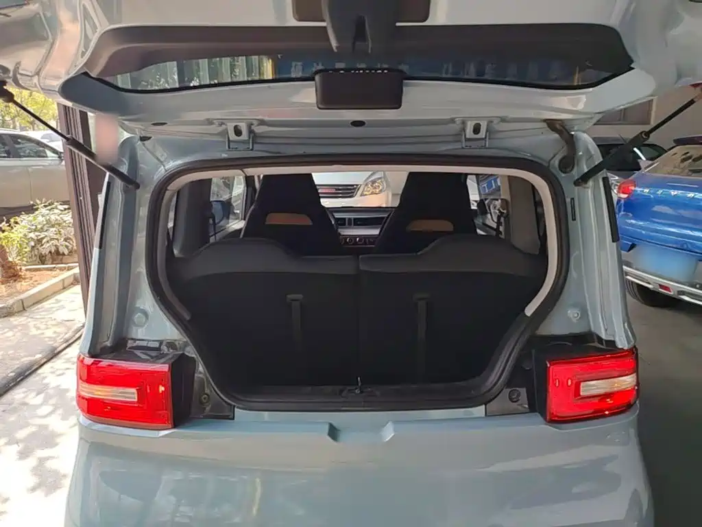 Wuling MINIEV — миниатюра 19