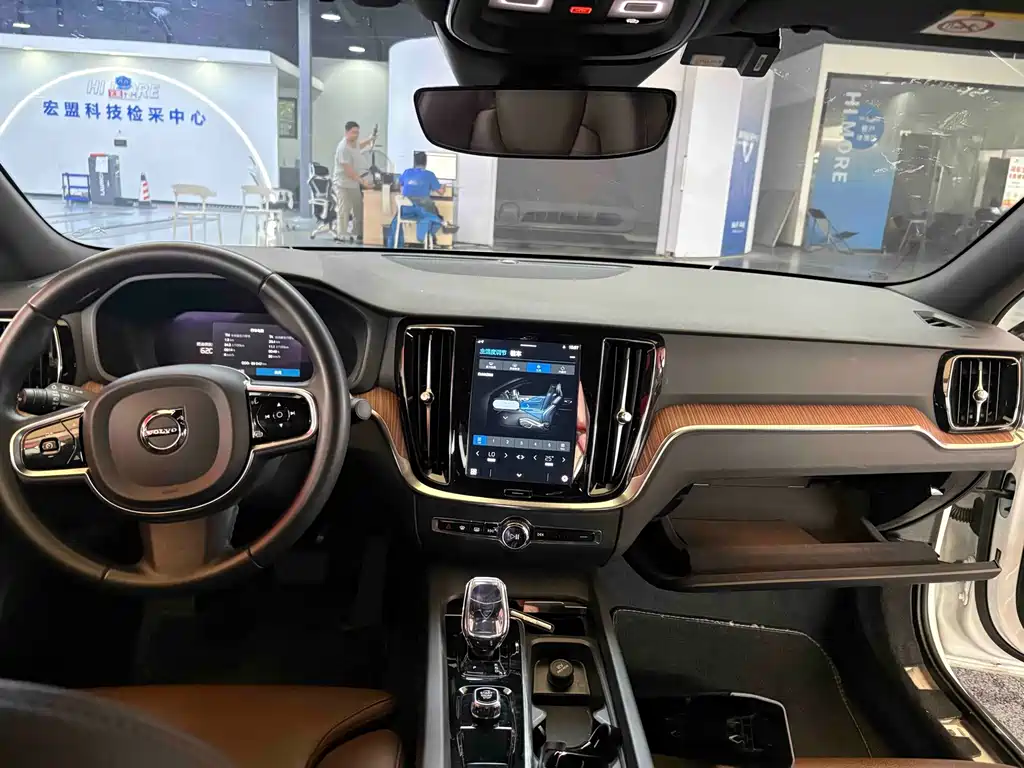 Volvo S60 — миниатюра 5