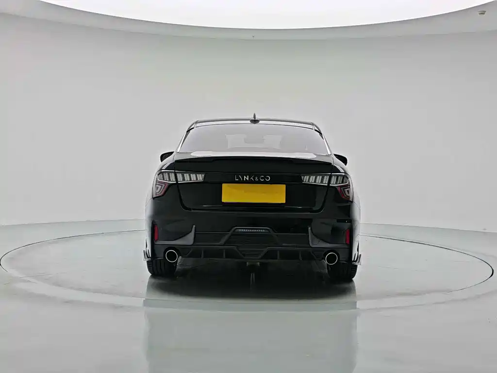Lynk & Co 03 — миниатюра 5