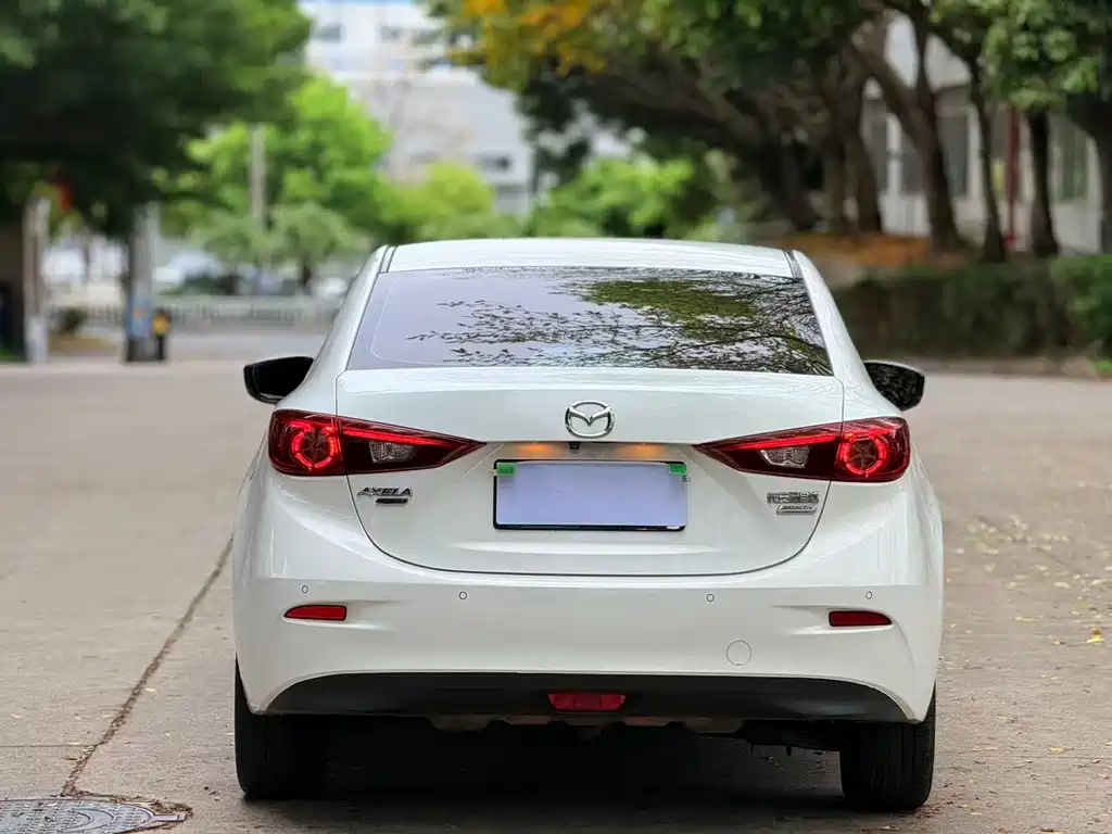 MAZDA 3 ANGKESAILA