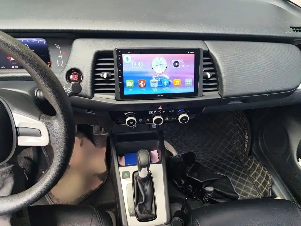 Honda Fit — миниатюра 6
