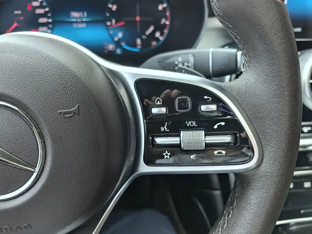 Mercedes-Benz GLC — миниатюра 18