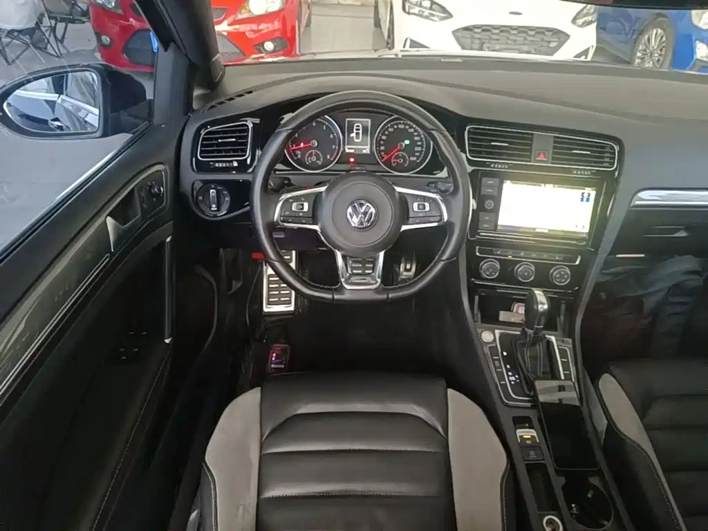 Volkswagen Golf — миниатюра 11