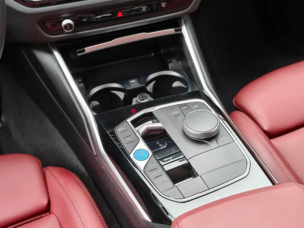 BMW i3 — миниатюра 13