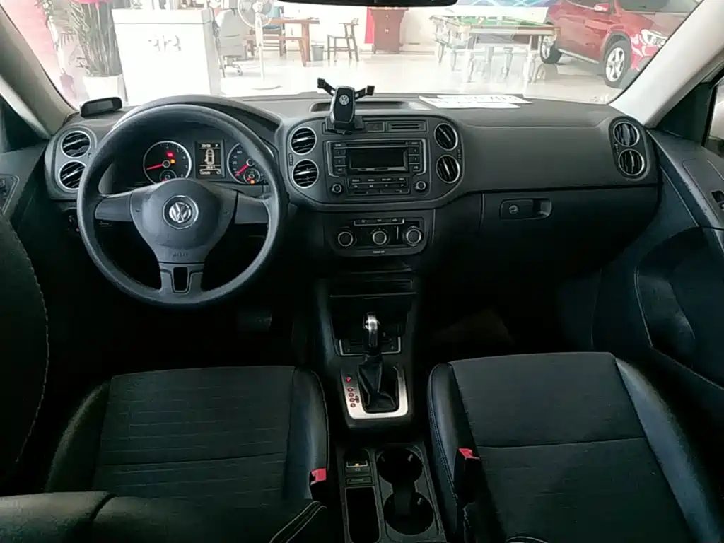 Volkswagen Tiguan — миниатюра 10