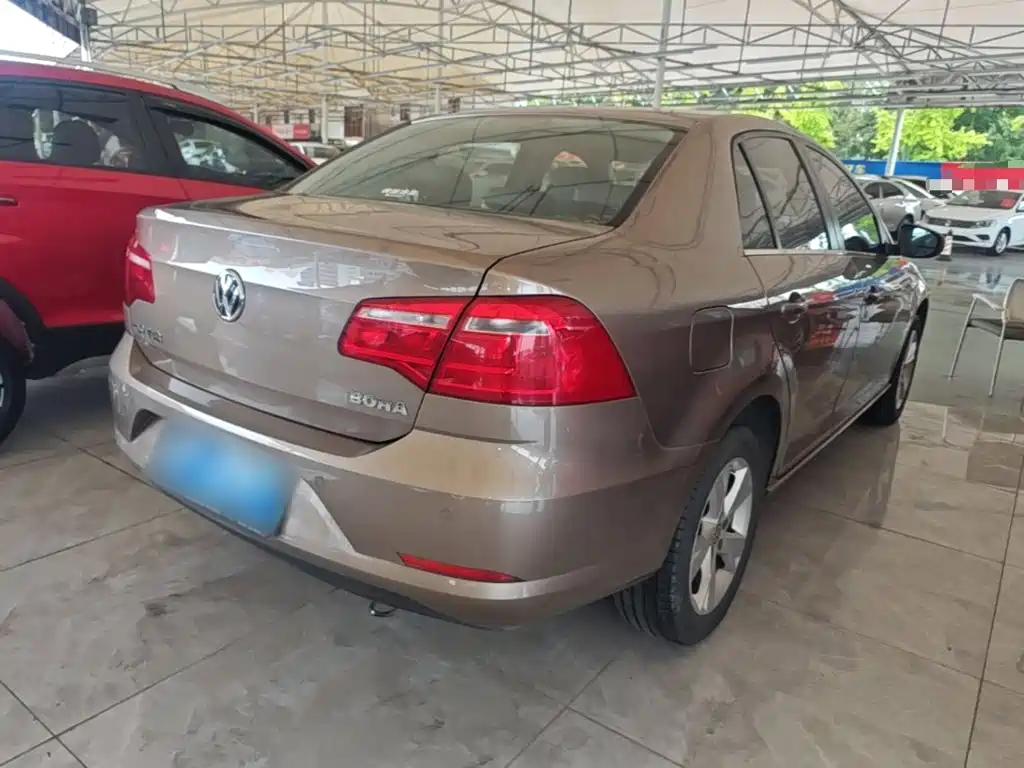 Volkswagen Bora — миниатюра 7