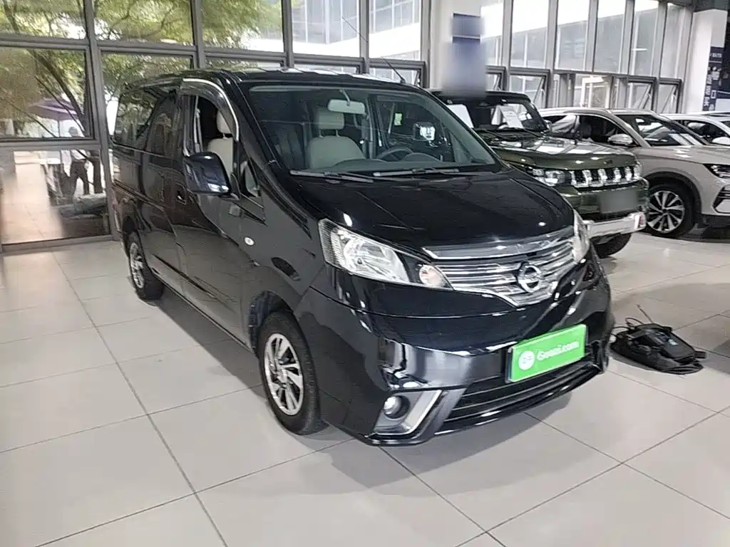 Nissan NV200 — миниатюра 4