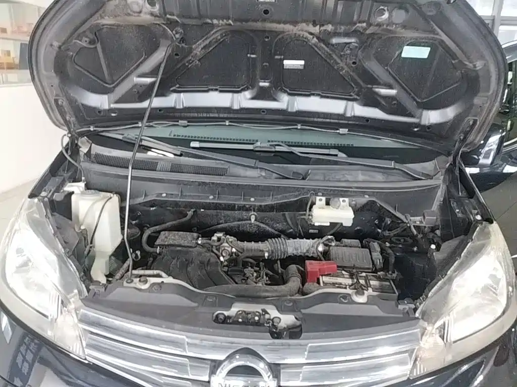 Nissan NV200 — миниатюра 20