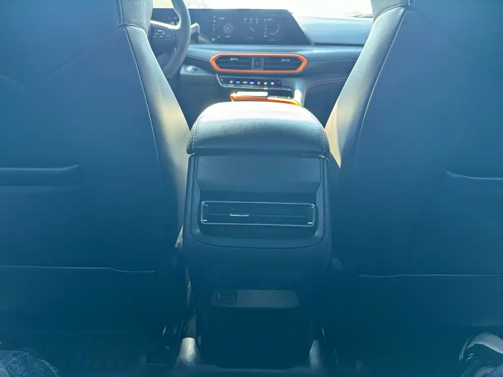 Changan UNI-T — миниатюра 11