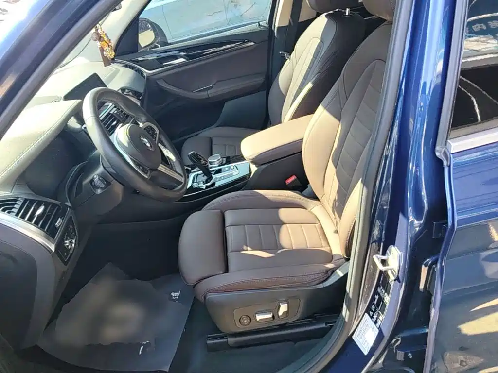 BMW X3 — миниатюра 15