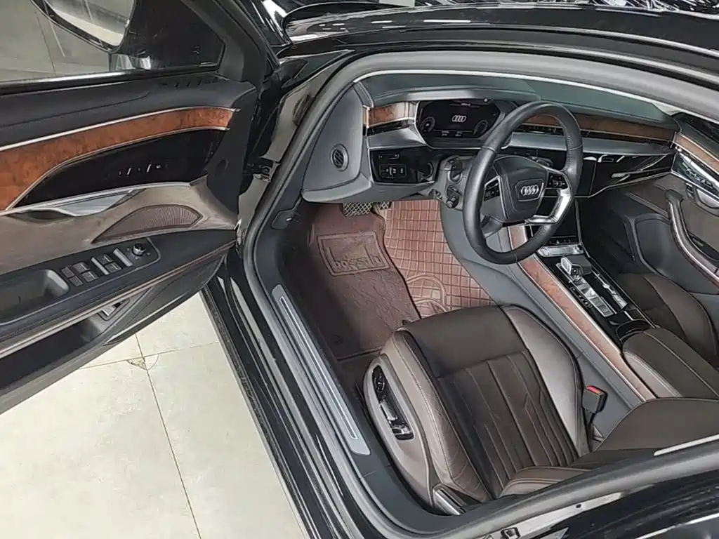 Audi A8 — миниатюра 16