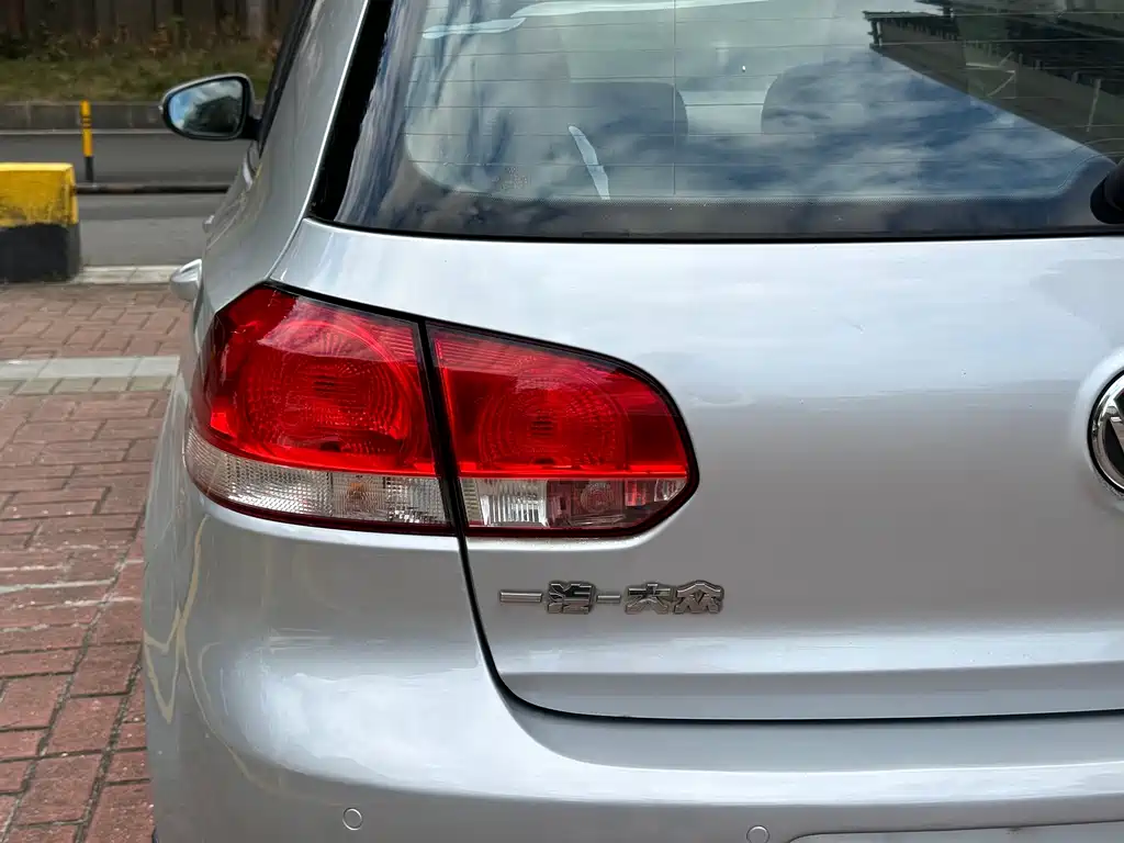 Volkswagen Golf 2011 1.4TSI AT Comfort