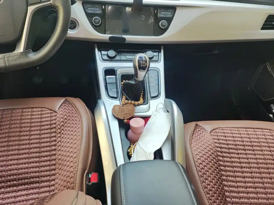 Geely Boyue — миниатюра 16