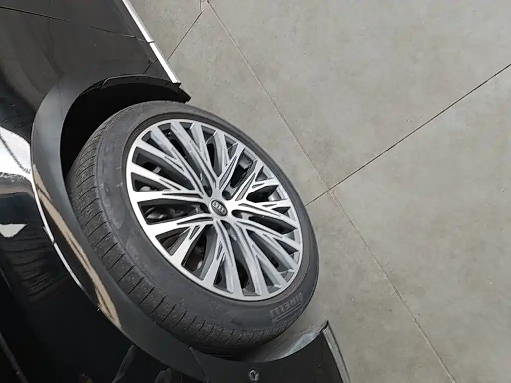 Audi A8 — миниатюра 23