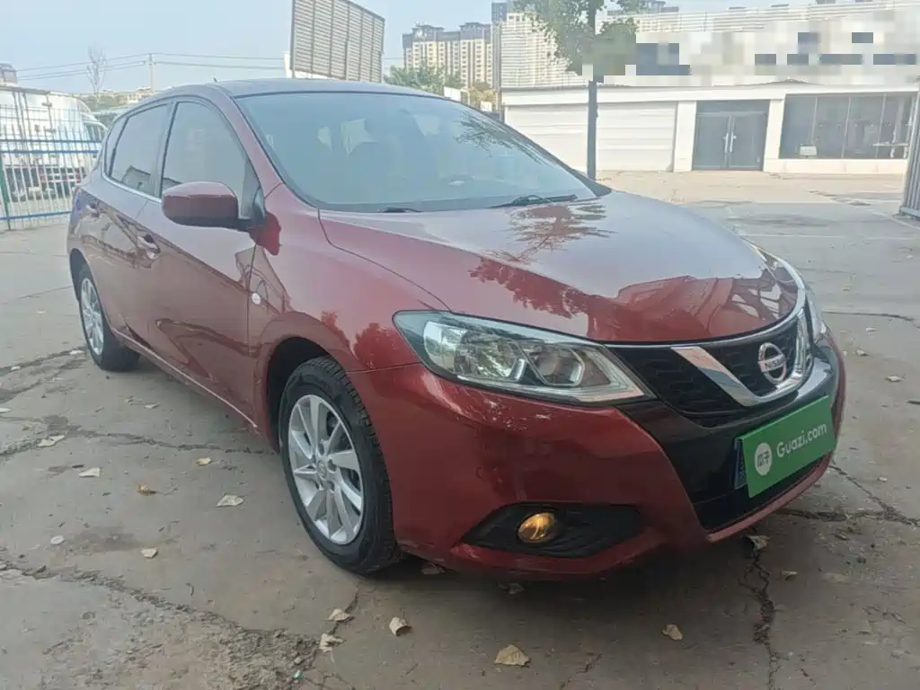Nissan Tiida — миниатюра 4