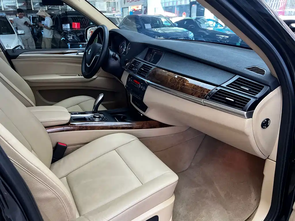 BMW X5 (Import) — миниатюра 24
