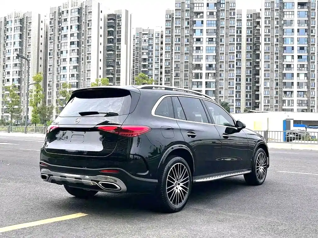 Mercedes-Benz GLC — миниатюра 10