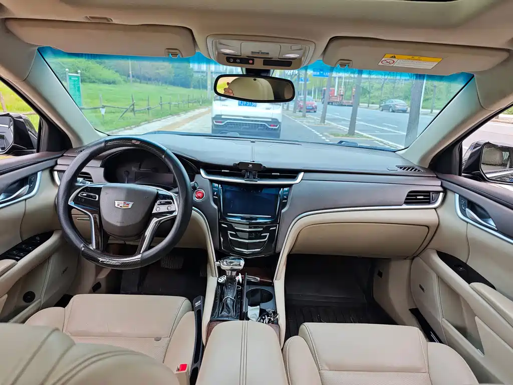 Cadillac XTS — миниатюра 4