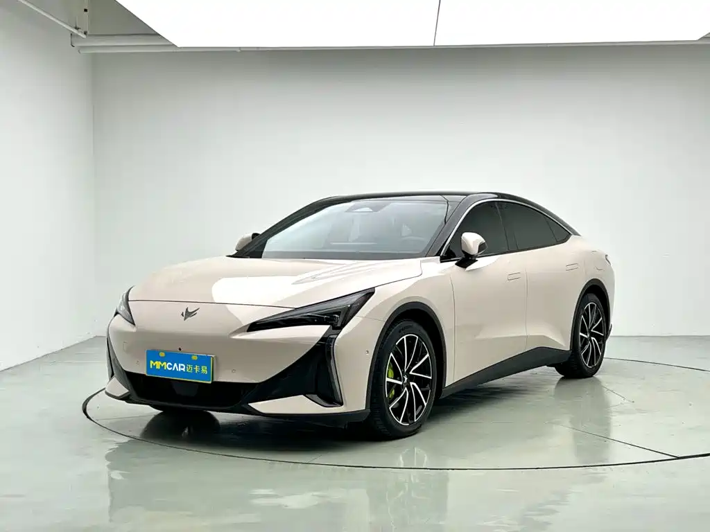 ARCFOX Alpha S5