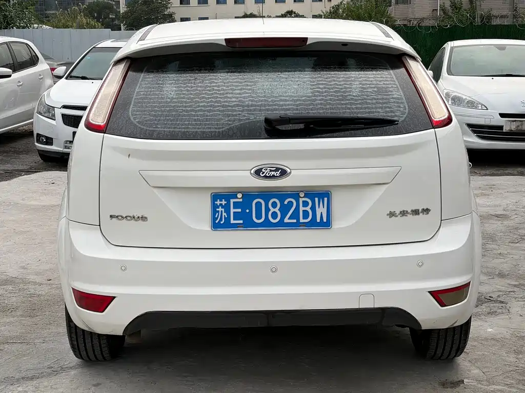 Ford Focus — миниатюра 6